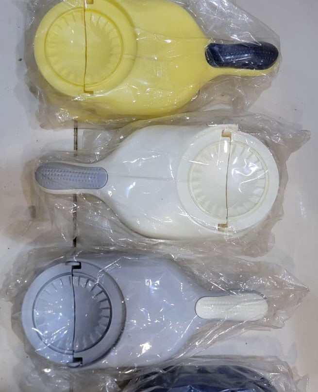 Portable Samosa, Gujiya & Momos Mould | Easy Kitchen DIY Tool (Random Colour)